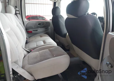 2003 Ford F-150 Lariat/Xlt z USA, uszkodzony, nr VIN 1FTRW08L13KC22754